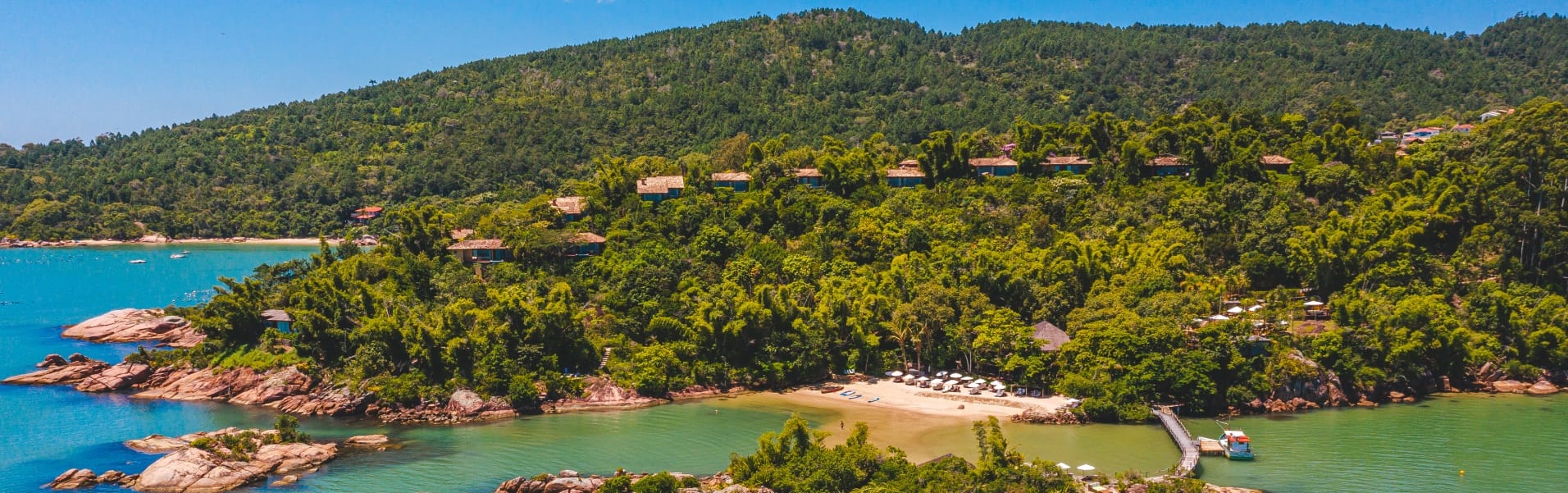 Paraíso tropical: piscina privativa em um dos bangalôs do Ponta dos Ganchos.
