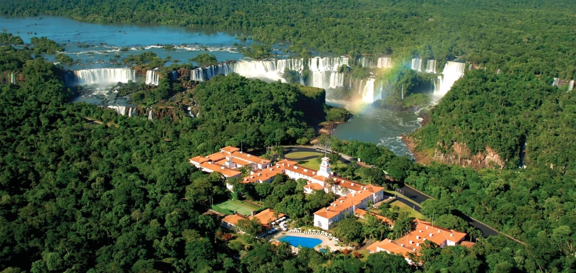 Vista espetacular das Cataratas do Iguaçu vista do Belmond Hotel das Cataratas.